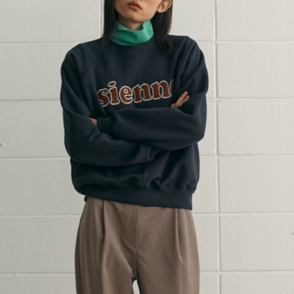 Sienne Patch Sweatshirts Navy SZ M NWT IN‎ PACKAGING